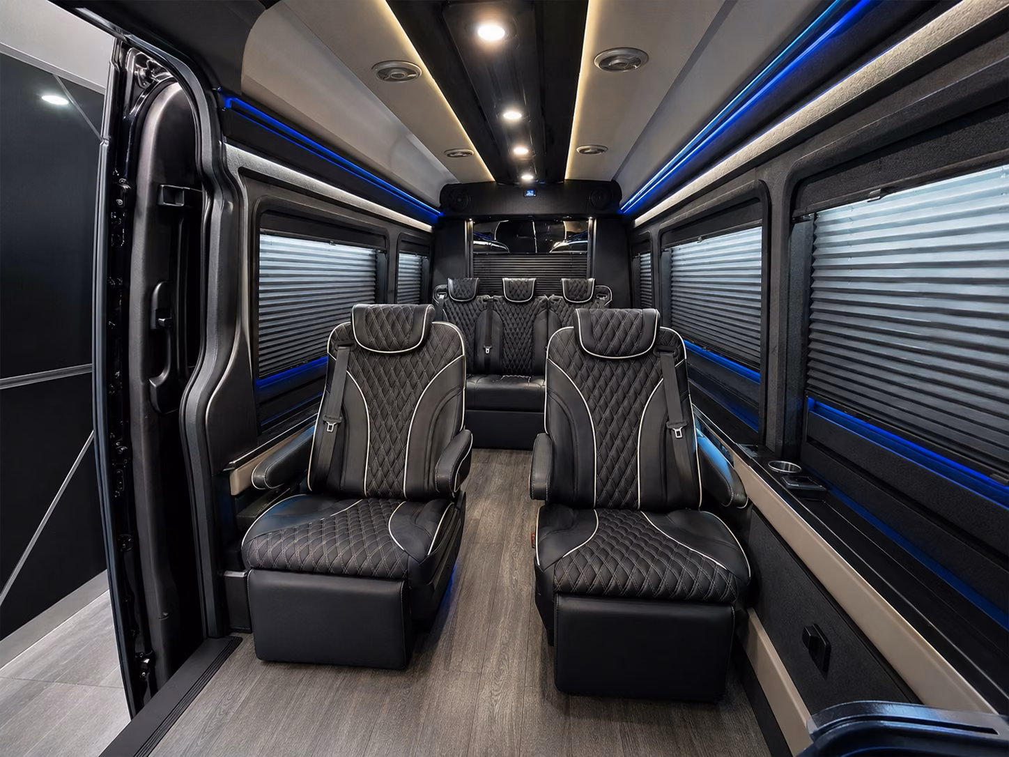 a quick airport shuttle to stockton metropolitan airport sck for manteca travelers