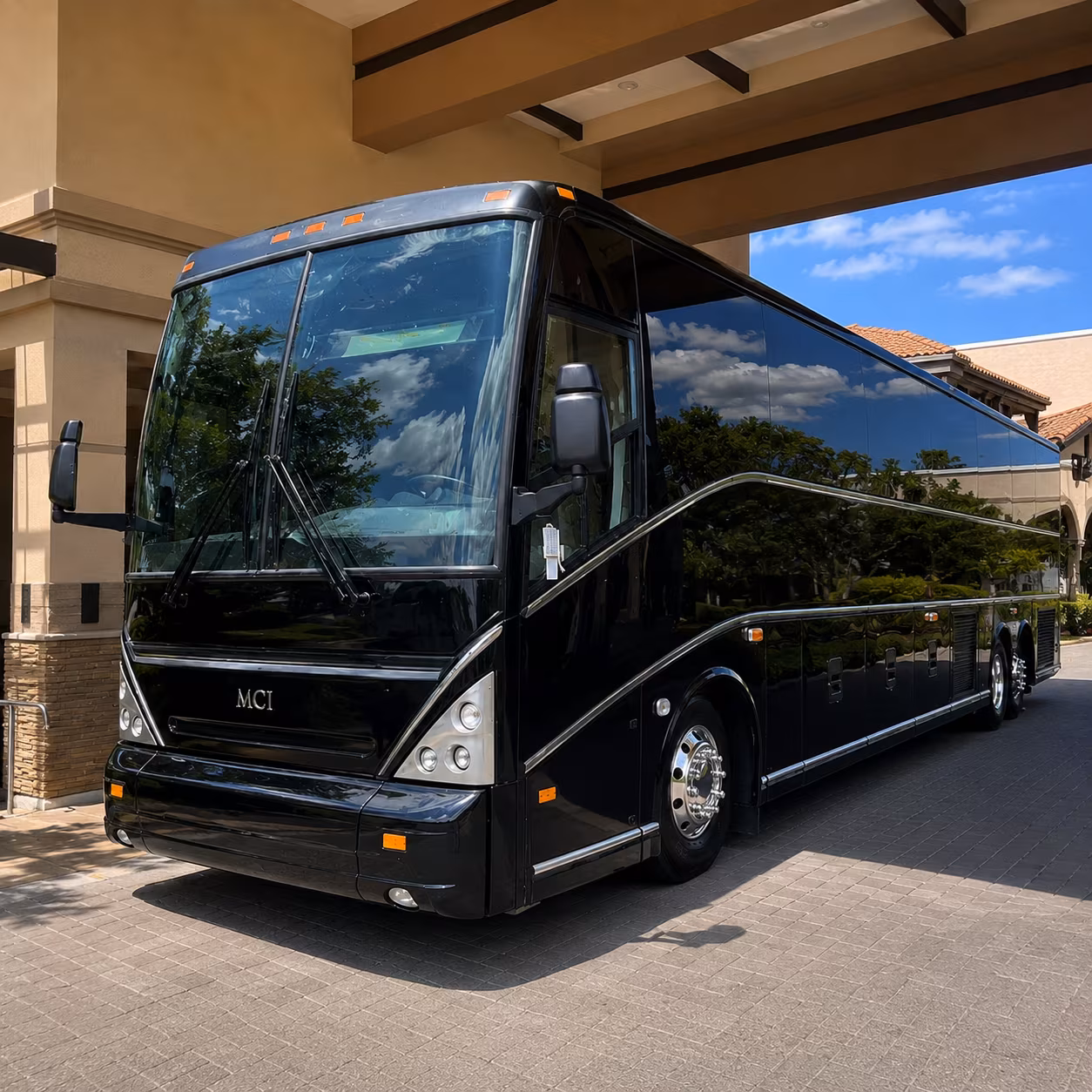 choose the right bus for concerts and events in stockton and modesto