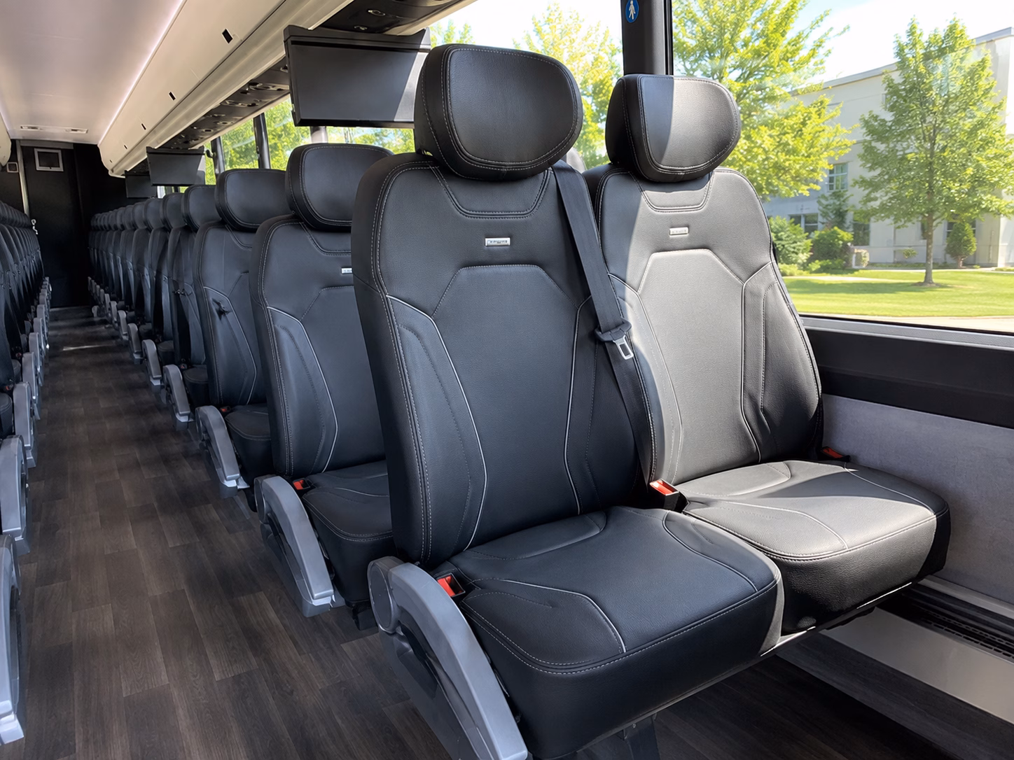 manteca hotel to venue guest shuttle service for your wedding